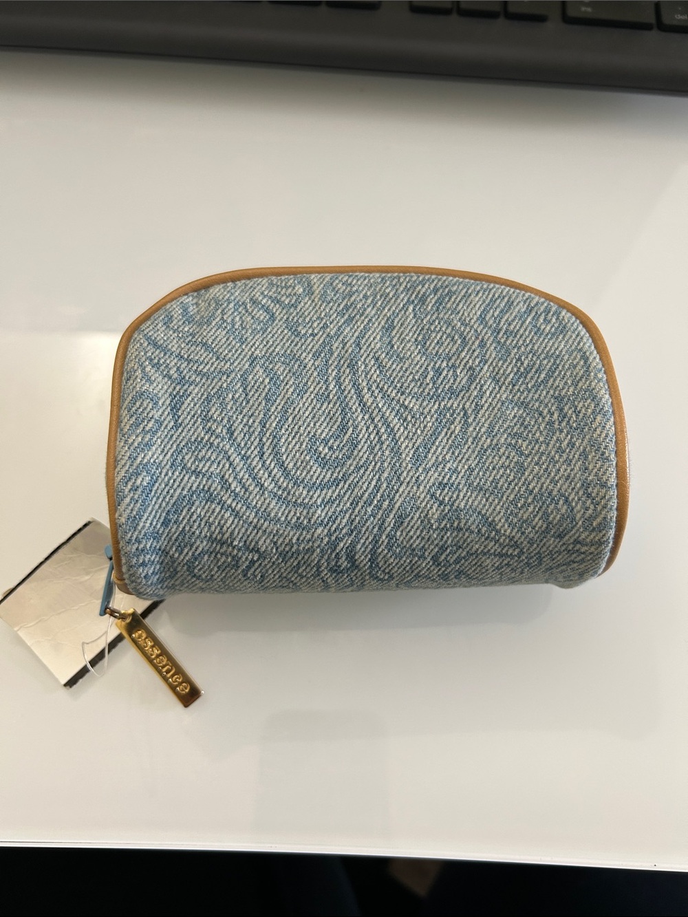 Essence Denim Paisley Blue and White Cosmetic Bag Vintage Tan Leather Trim NWT